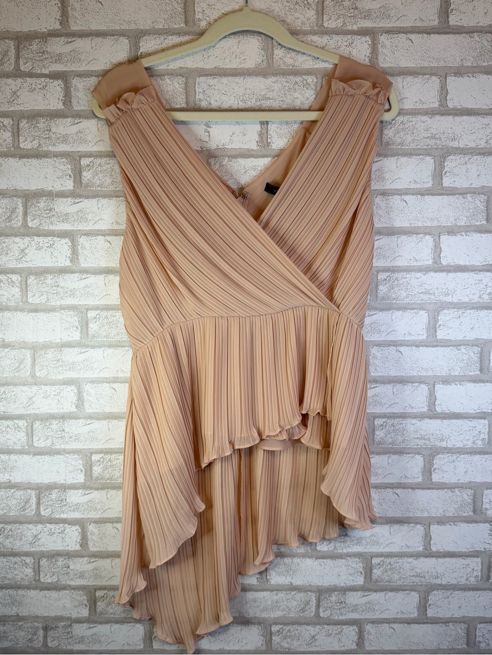 BCBGMAXAZRIA Blush Pleated Asymmetrical Cocktail Dress Women’s Large Size Ruffle